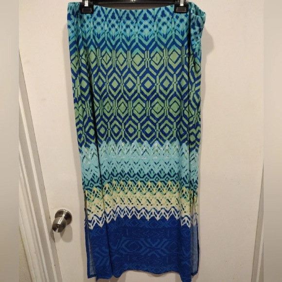 Chico's Multicolor Geometric Print Slinky Feel Maxi Skirt Side Slits Sz 3 (XL) - Picture 1 of 7